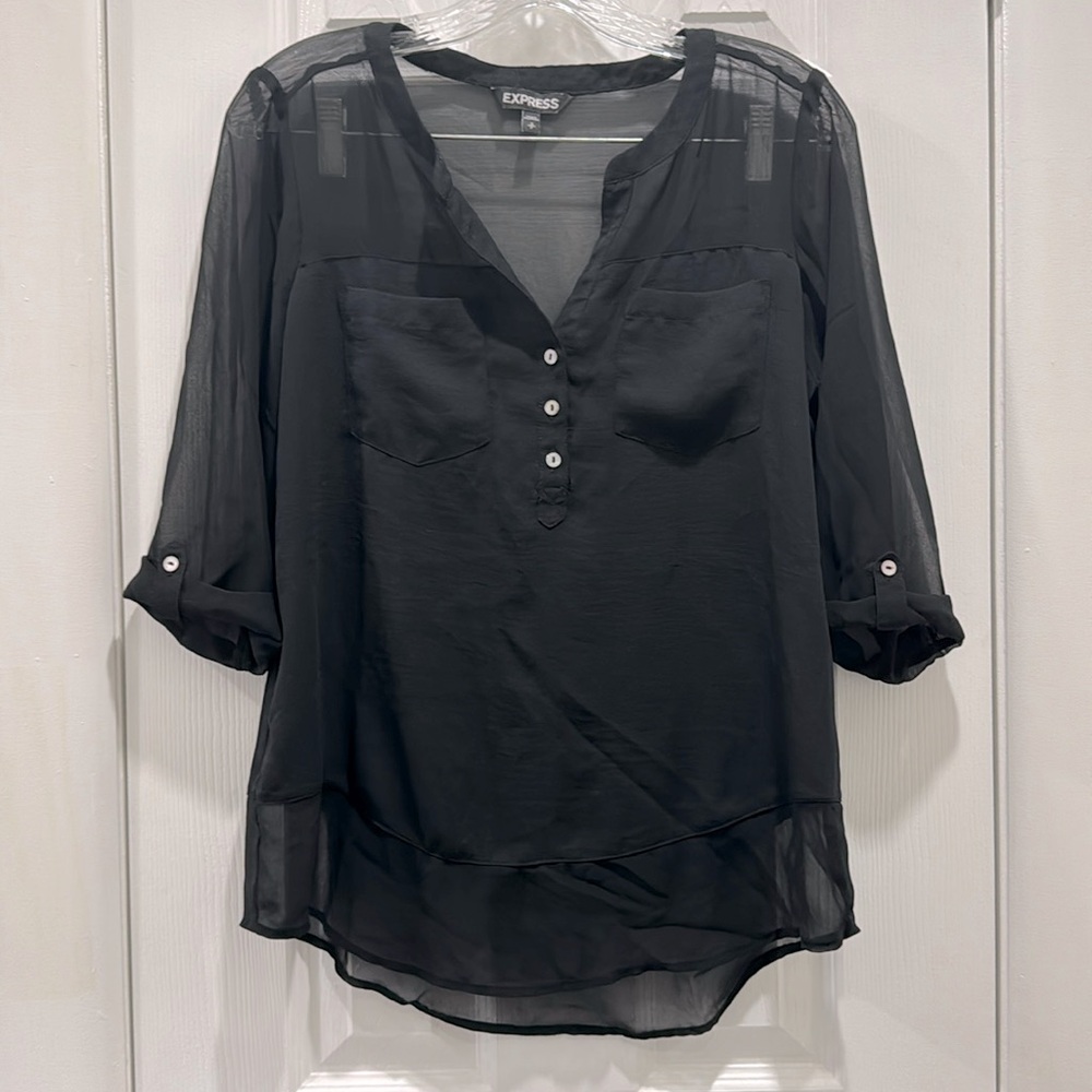 Express Button Front 3/4 Sleeves Black Mesh Trim Top